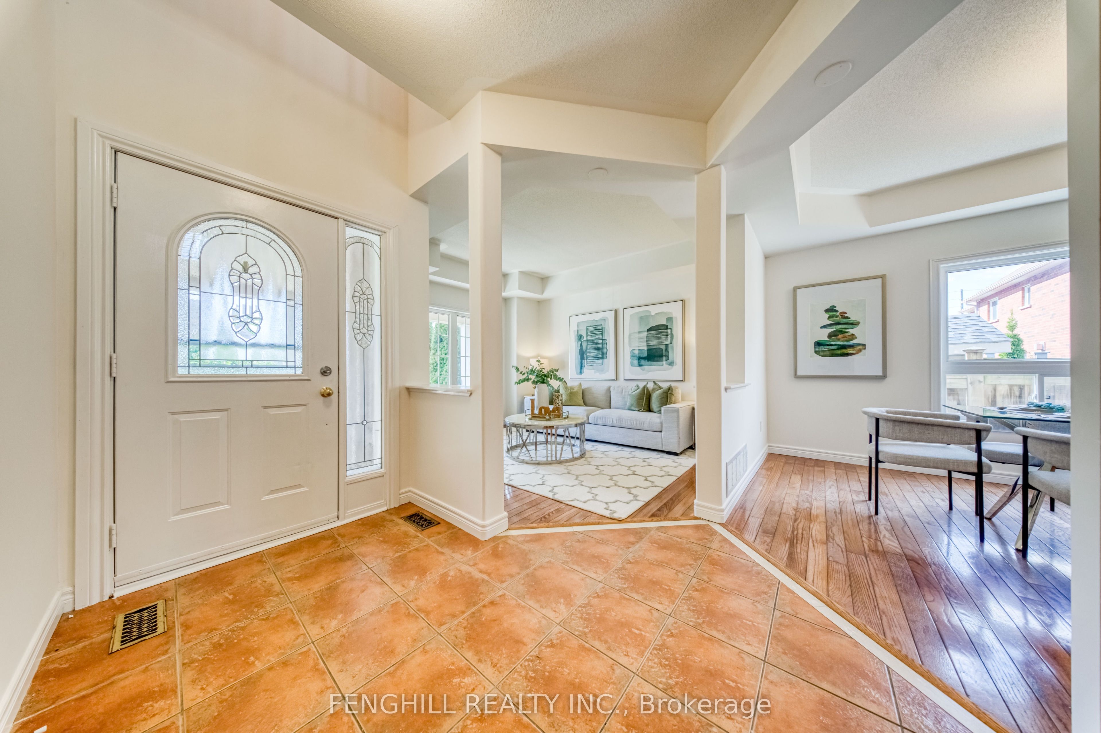 842 Greenleaf Circle