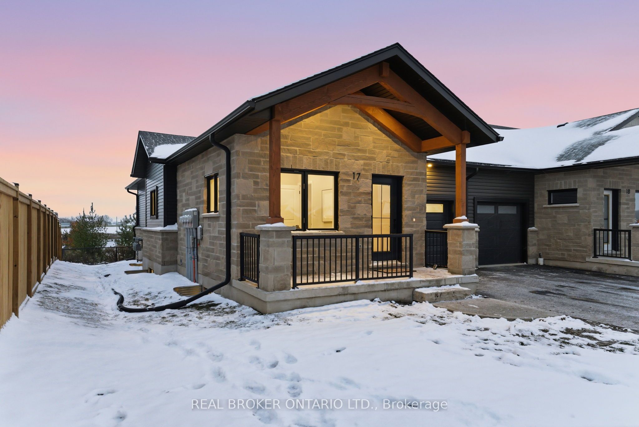 29 WEYMOUTH Street Unit 17