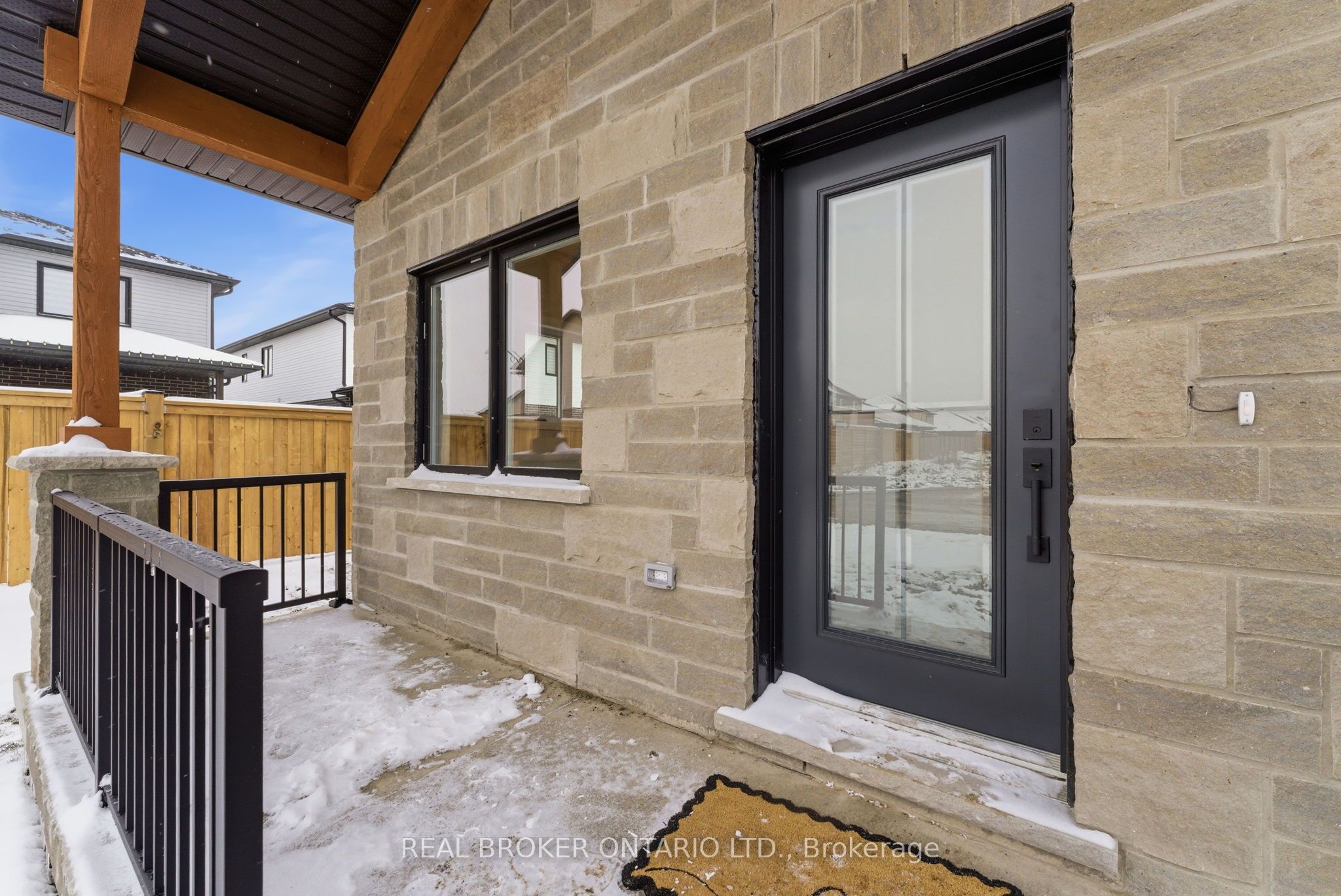 29 WEYMOUTH Street Unit 17