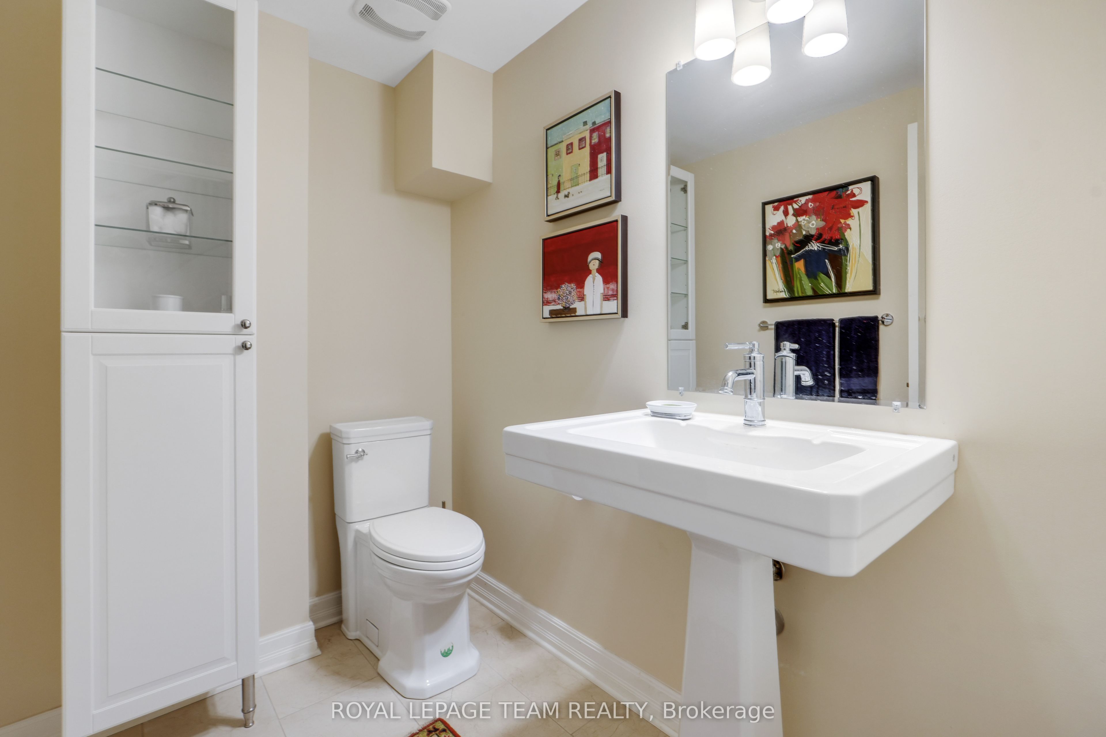 13 Oak Park Private