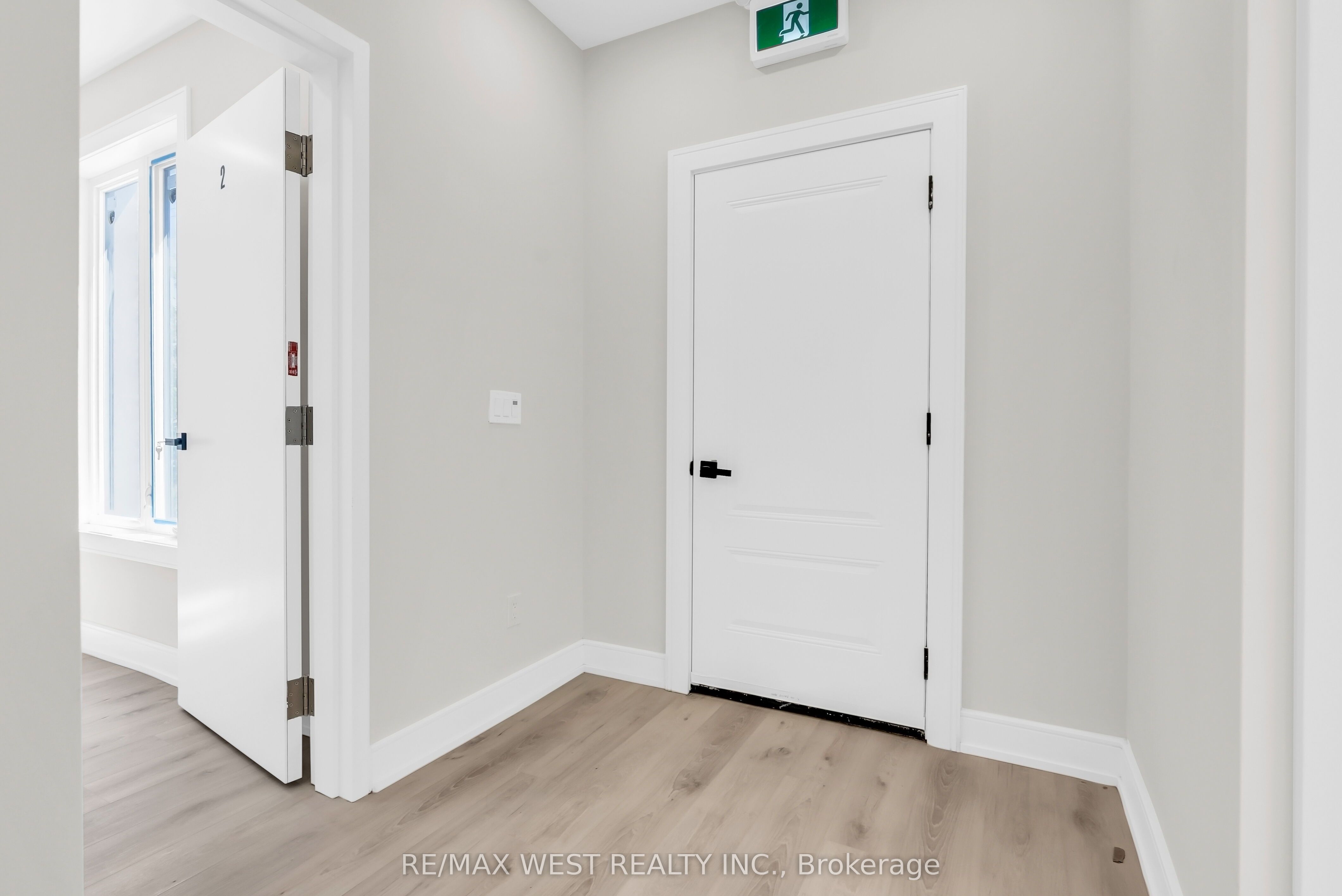 36 Park Road S