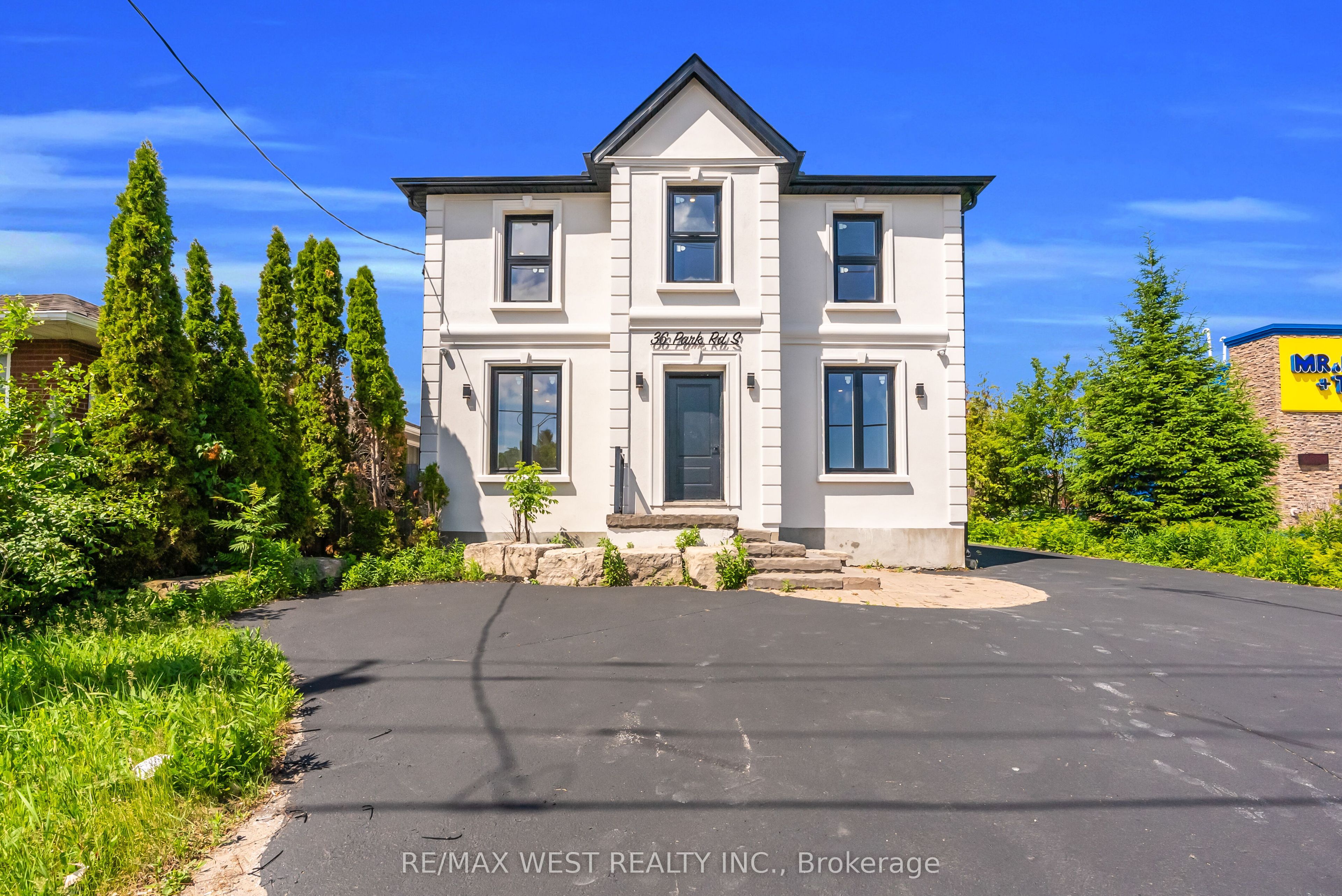 36 Park Road S