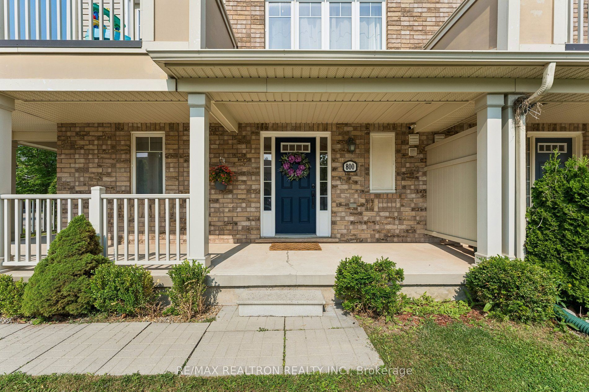 800 Fowles Court