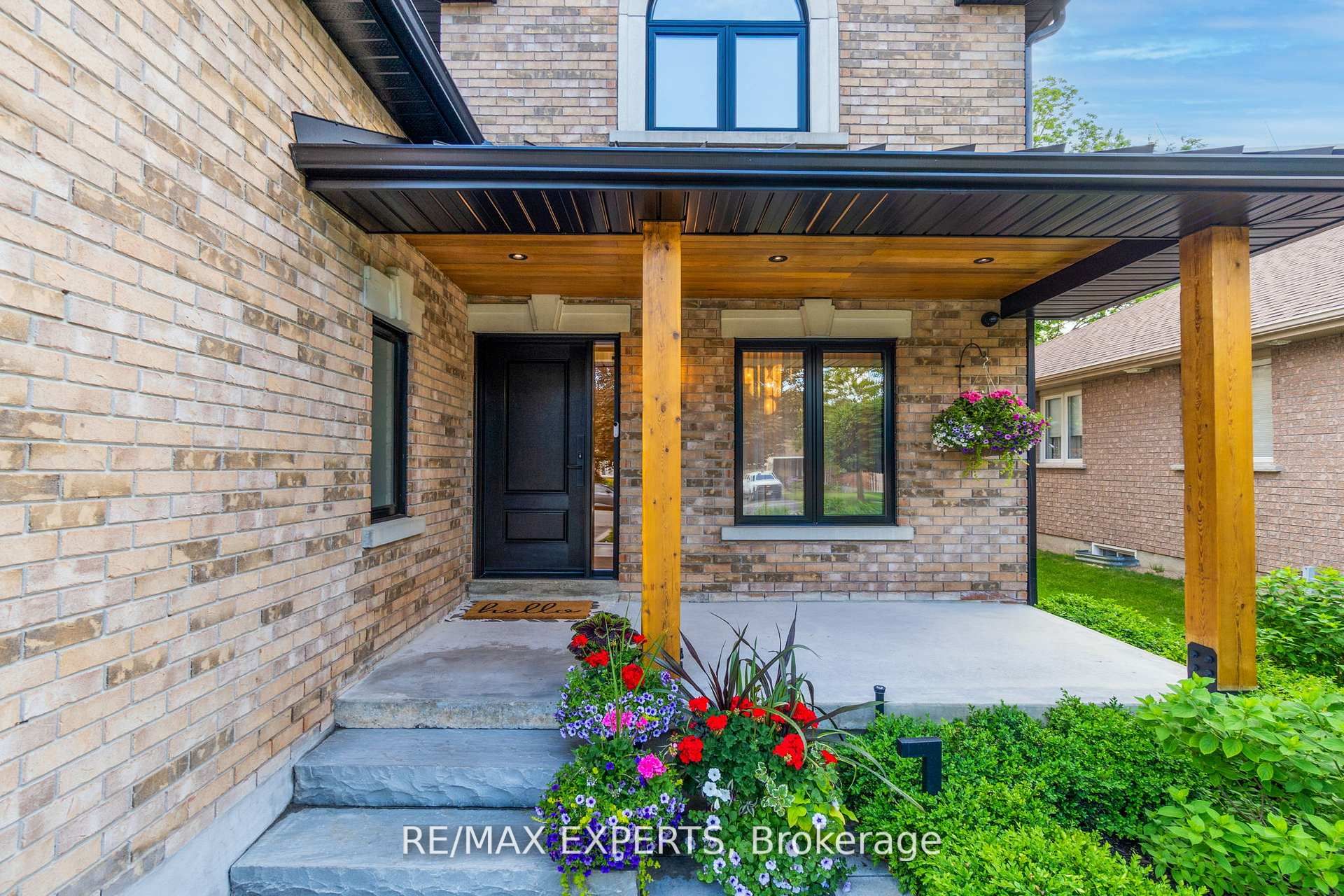 8 Brent Road