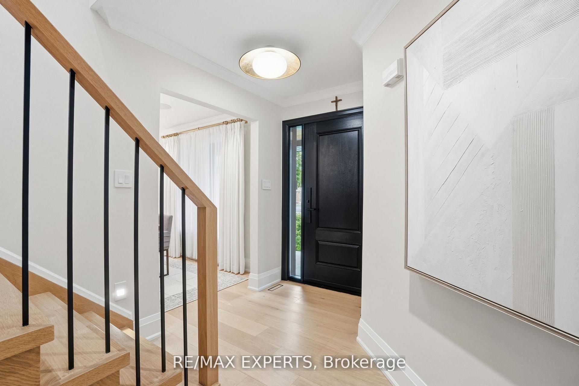 8 Brent Road