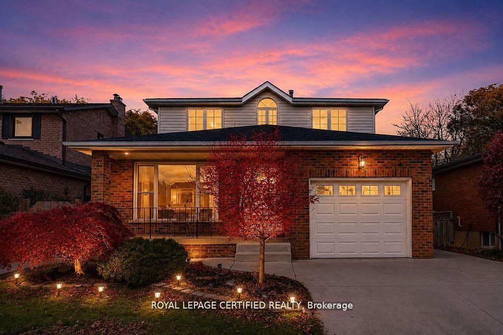 35 Trenholme Crescent