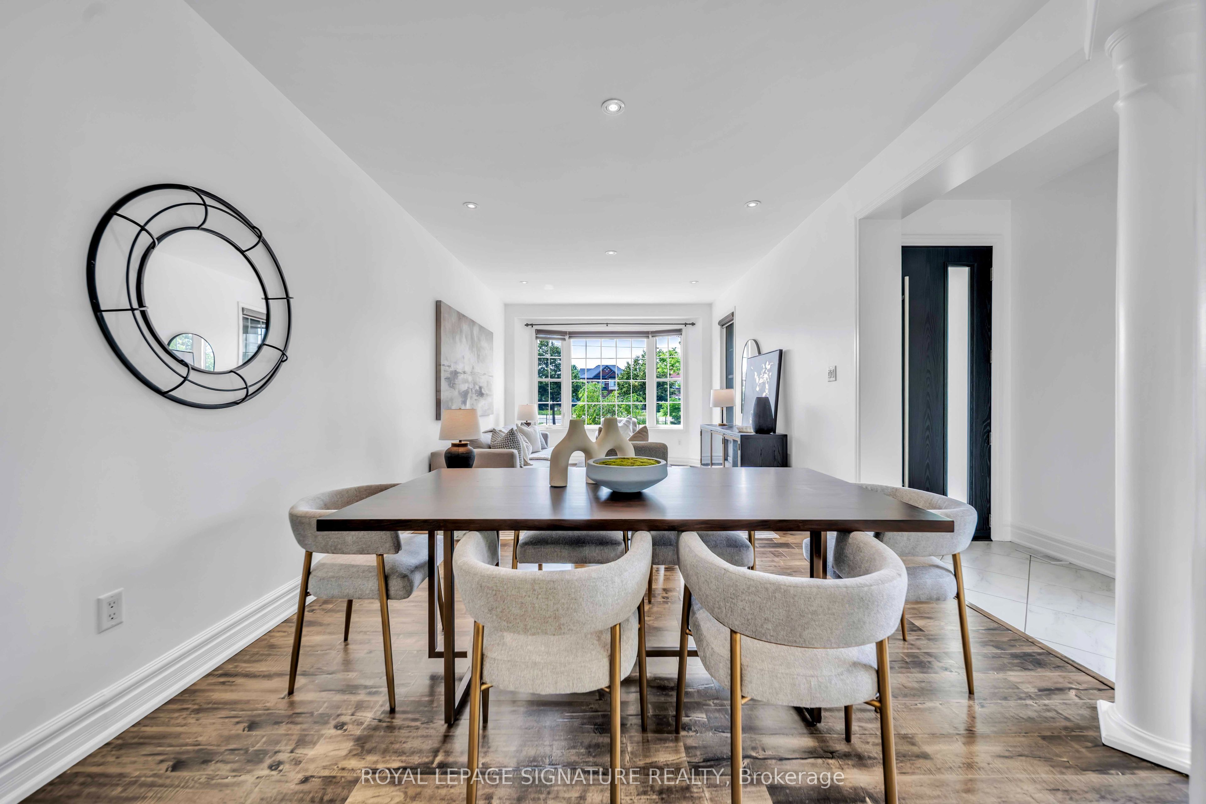 81 Bulmer Crescent