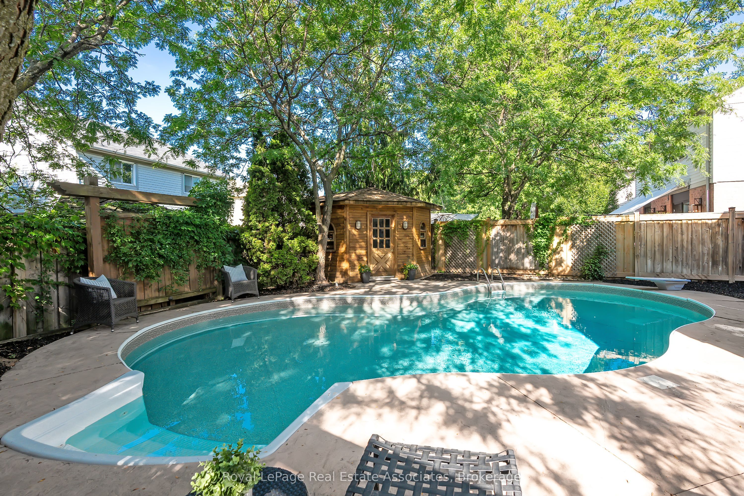 5824 Cornell Crescent