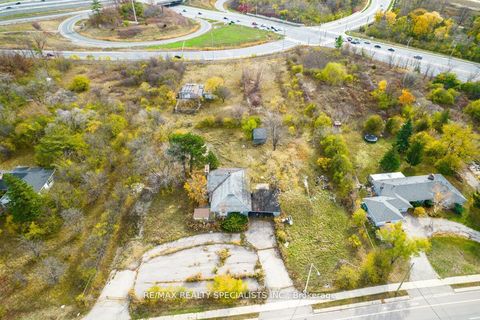 2036 Upper Middle Road E Oakville ON L6H 7G5