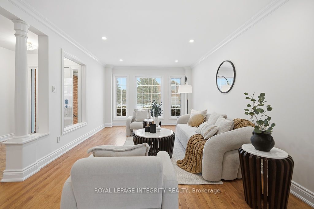 50 Rosenfeld Crescent