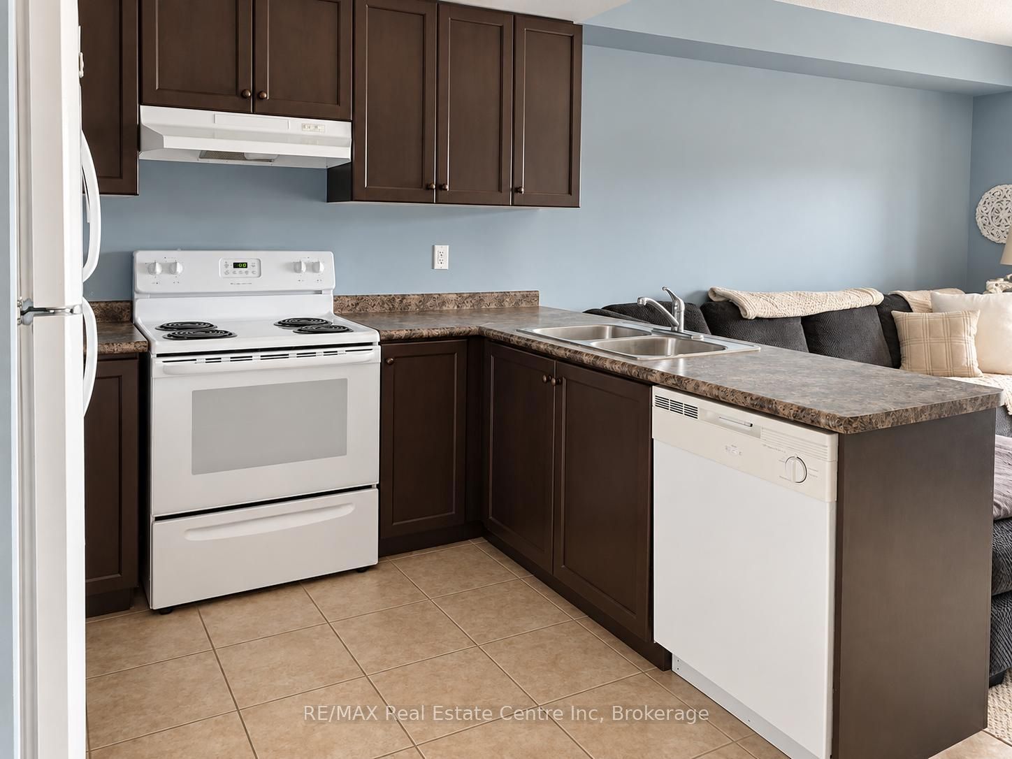 45 GOODWIN Drive 410