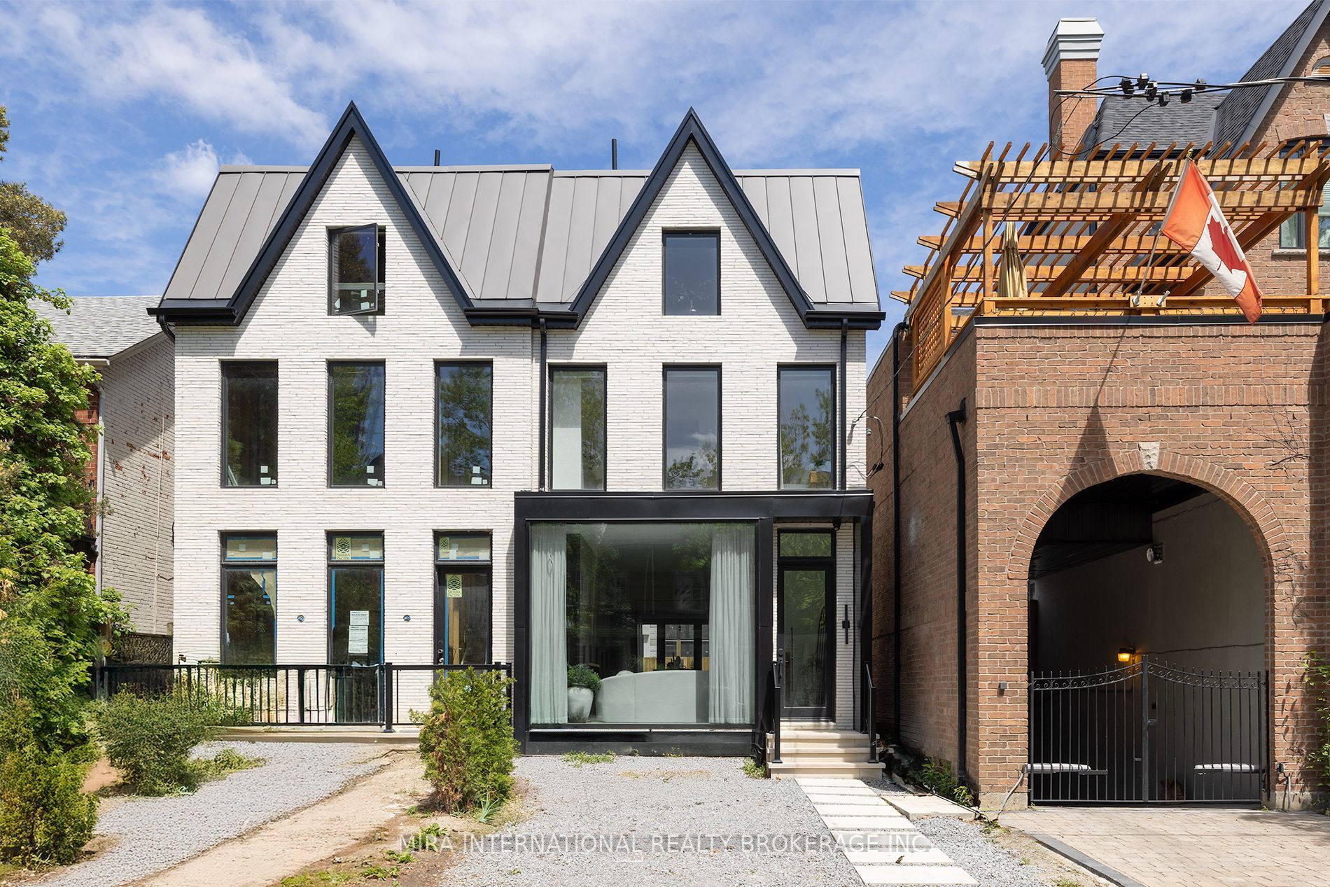 48 Shaftesbury Avenue