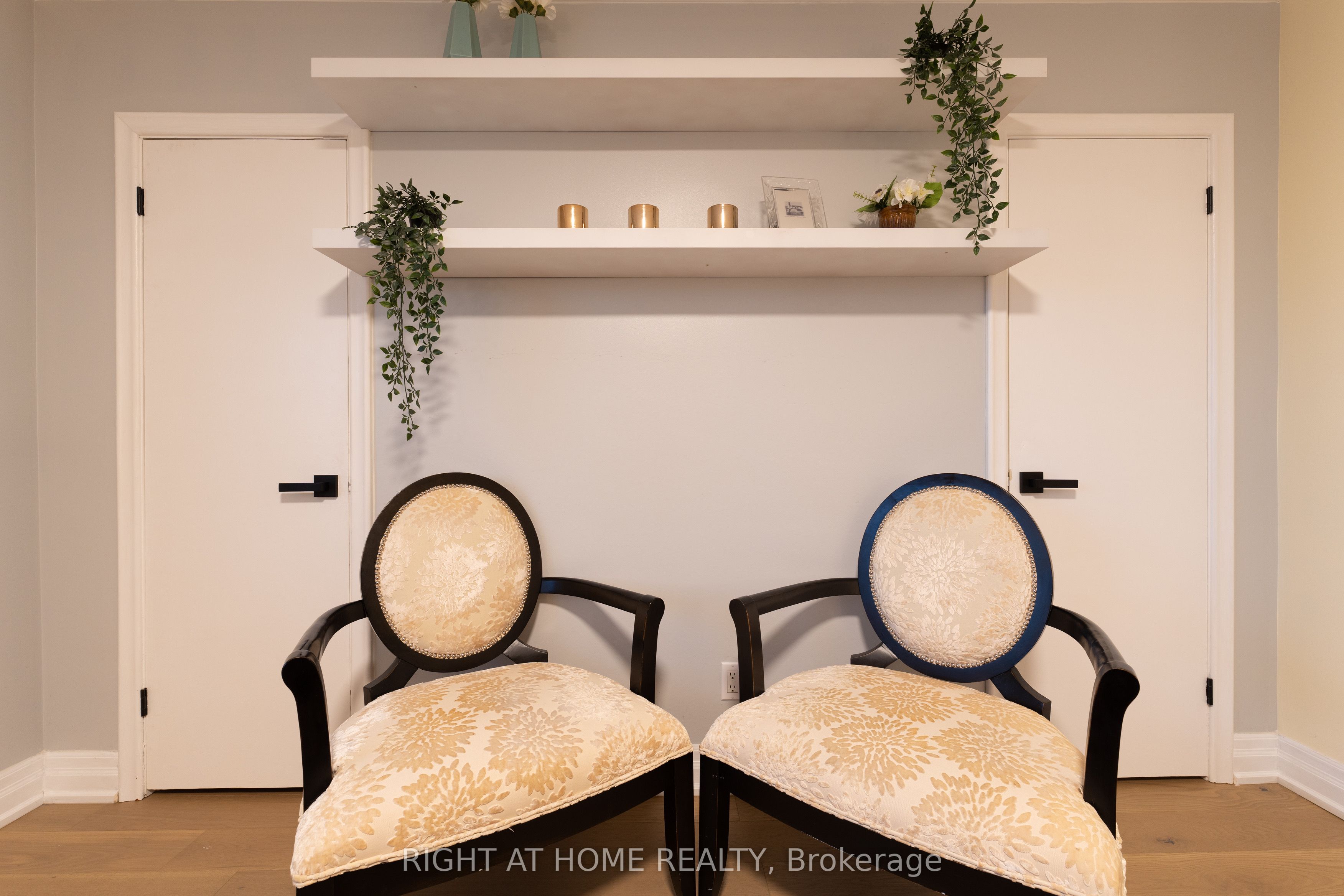 201 Southlawn Avenue