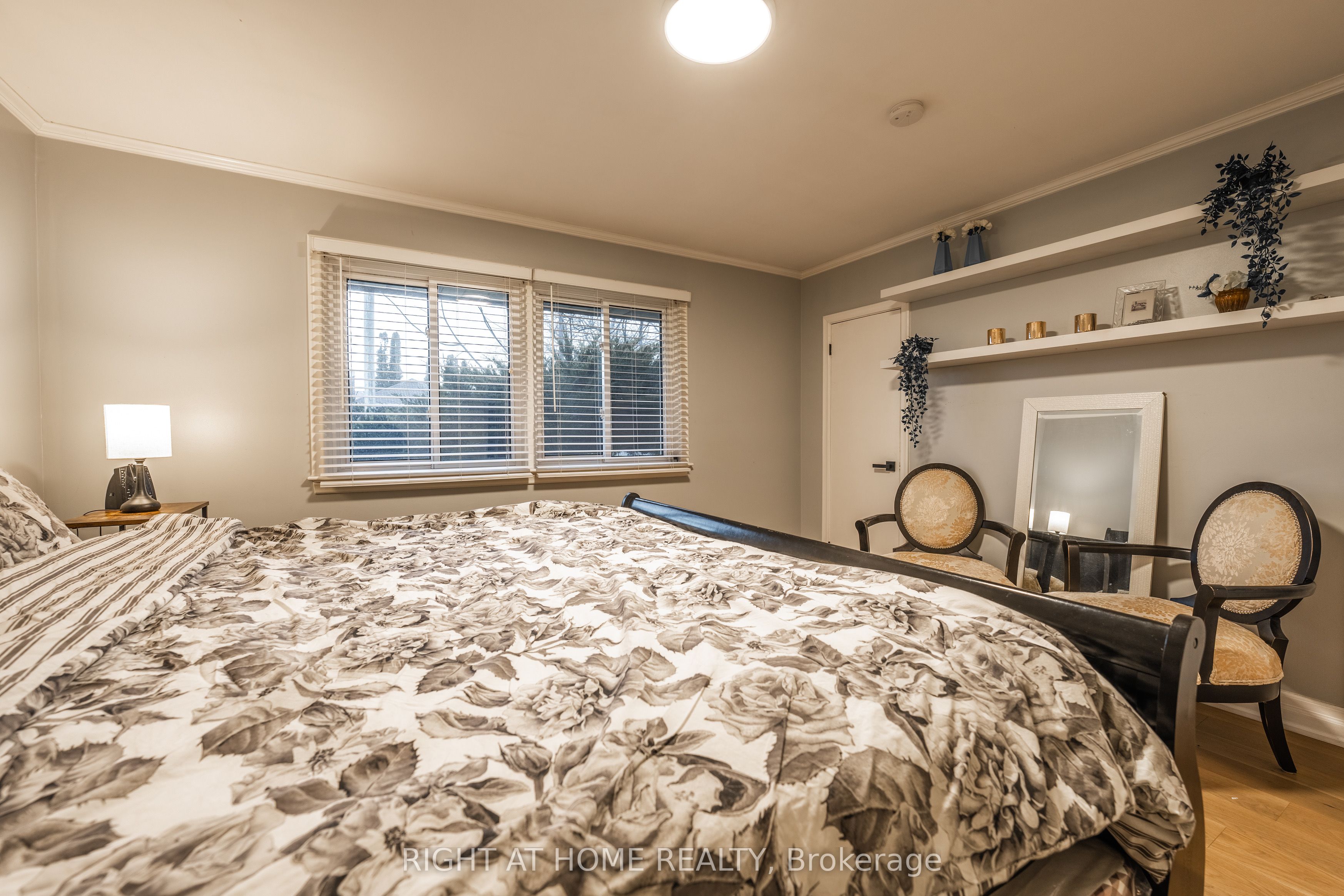 201 Southlawn Avenue