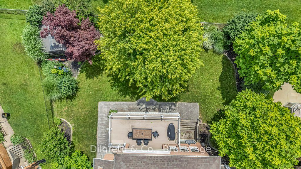 28 Foxwood Crescent