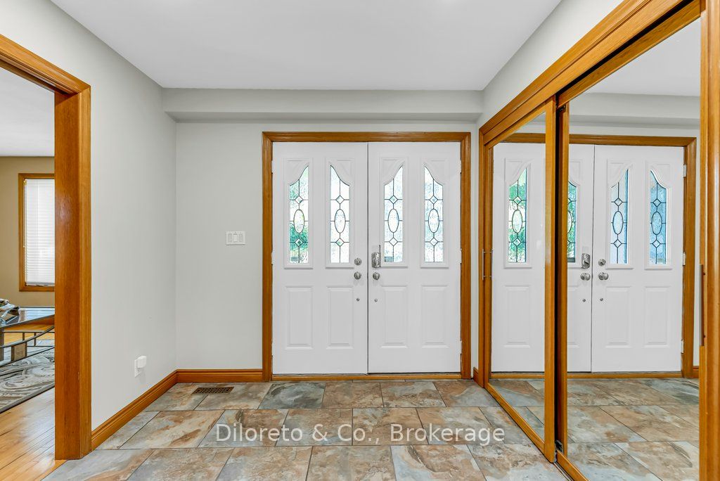 28 Foxwood Crescent