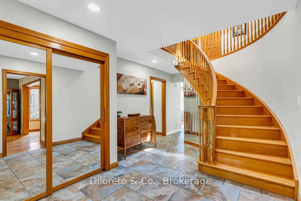 28 Foxwood Crescent