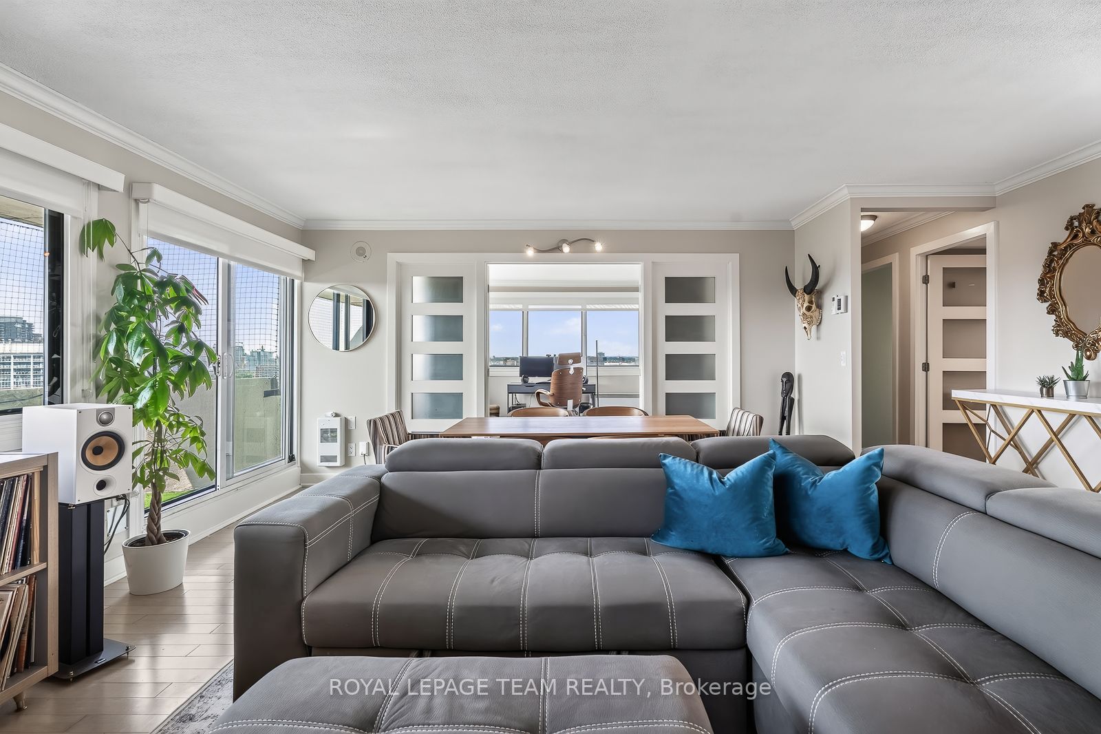 40 LANDRY Street 1710