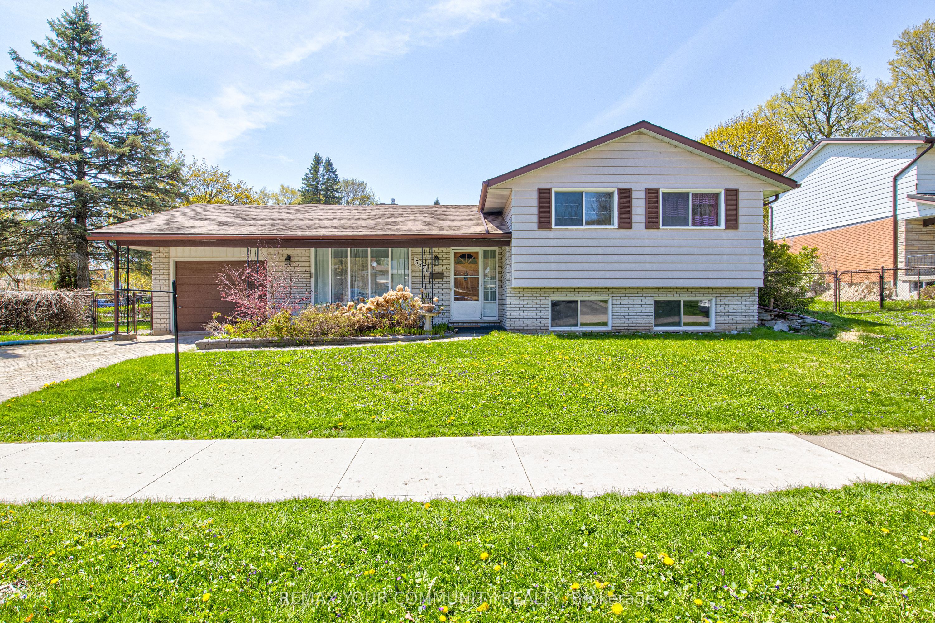 557 Glen Manor Boulevard