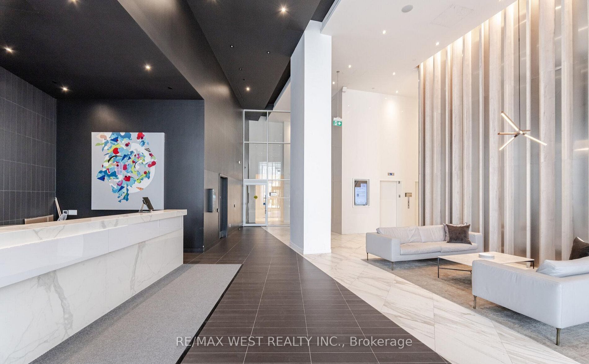 3900 Confederation Parkway N 2708