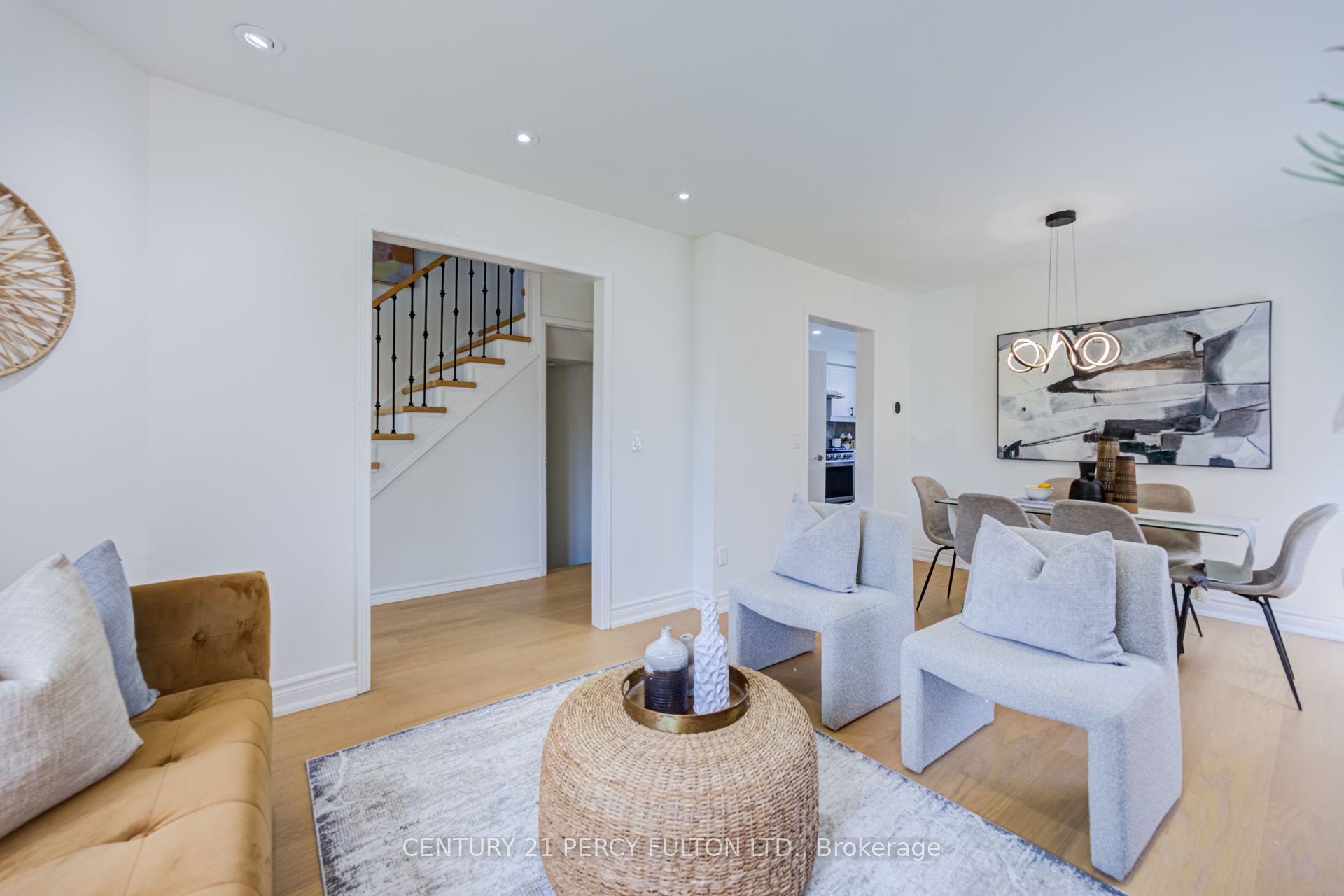 611 Atwood Crescent