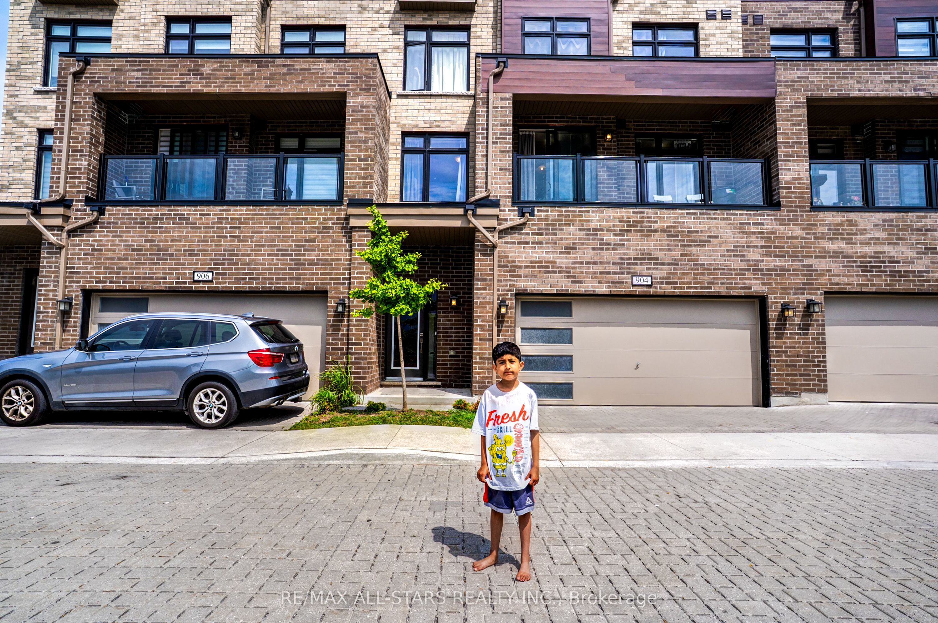 1865 Pickering Parkway #904