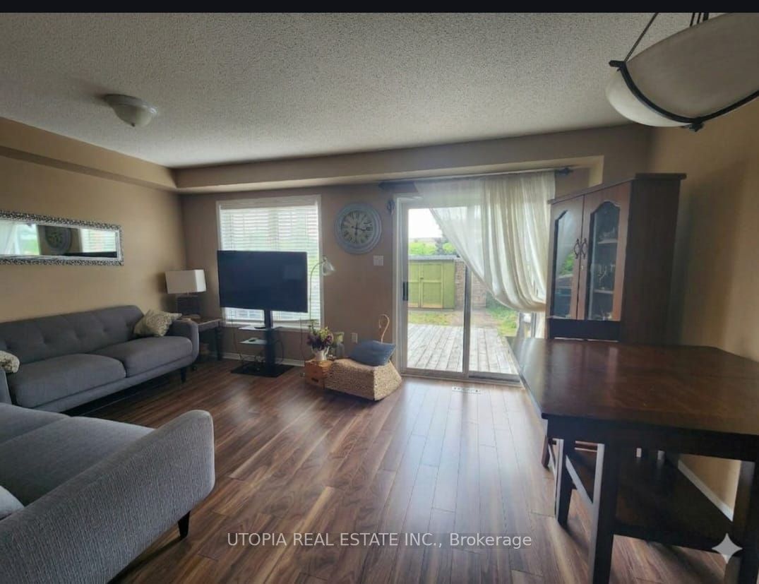 26 Lucena Crescent