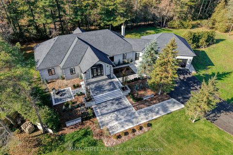 2 Gooseberry Lane Uxbridge ON L9P 1X2