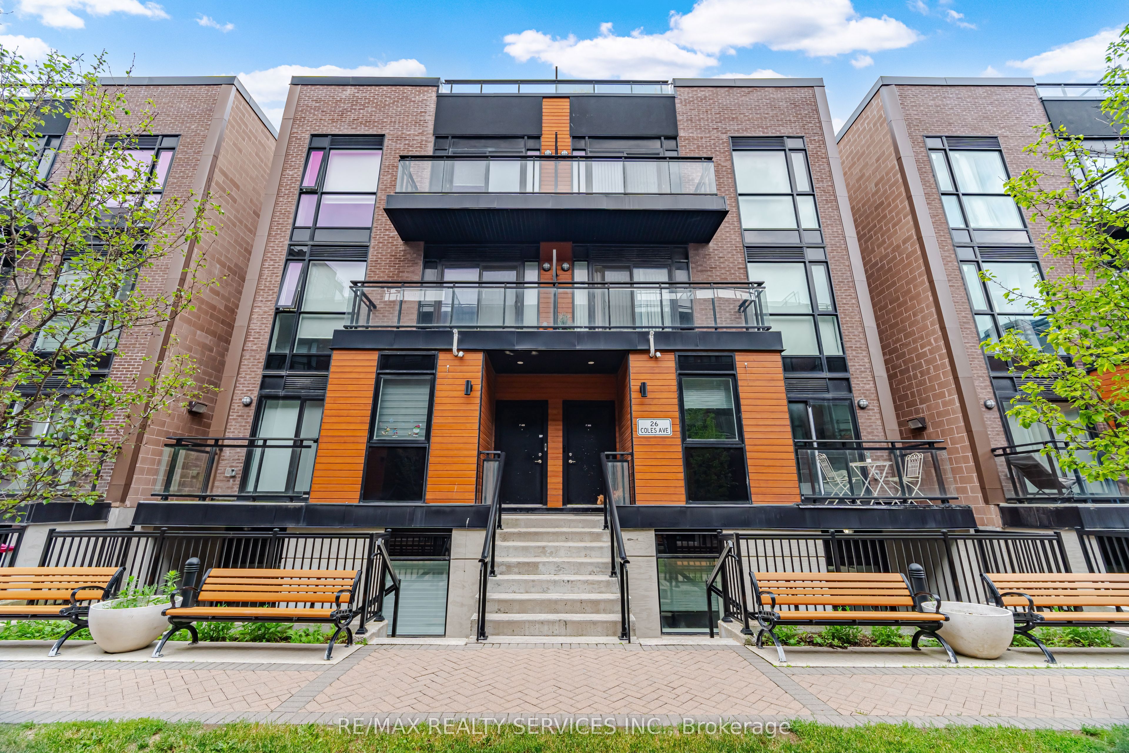 26 Coles Avenue 302