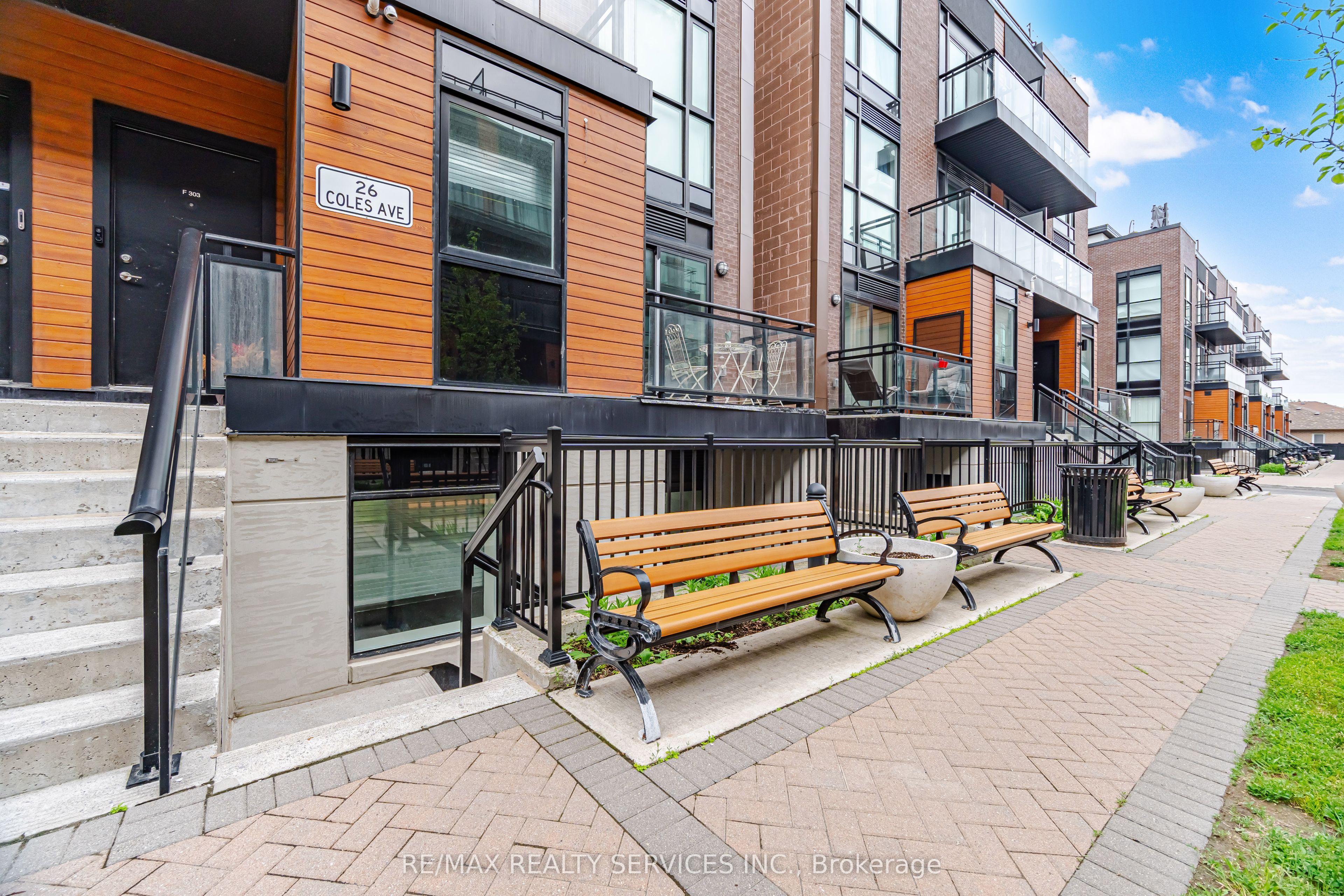 26 Coles Avenue 302