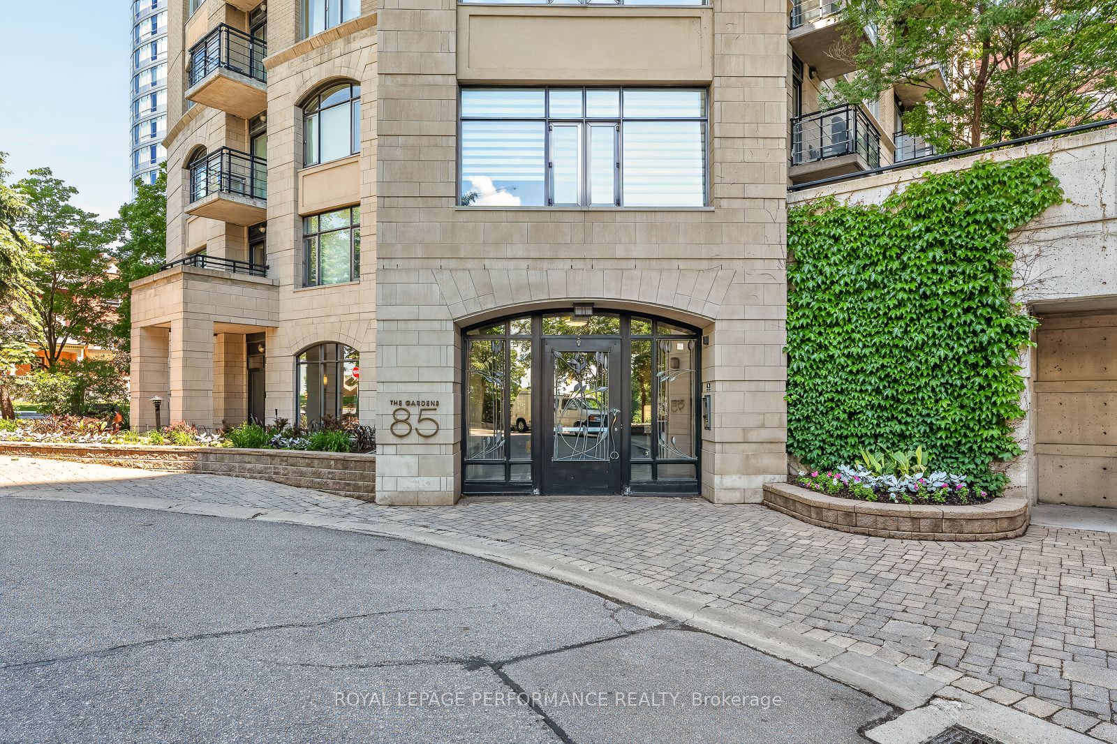 85 Bronson Avenue 503