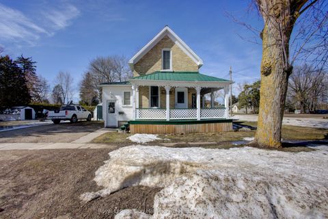 122 King Street North Perth ON N0G 1B0