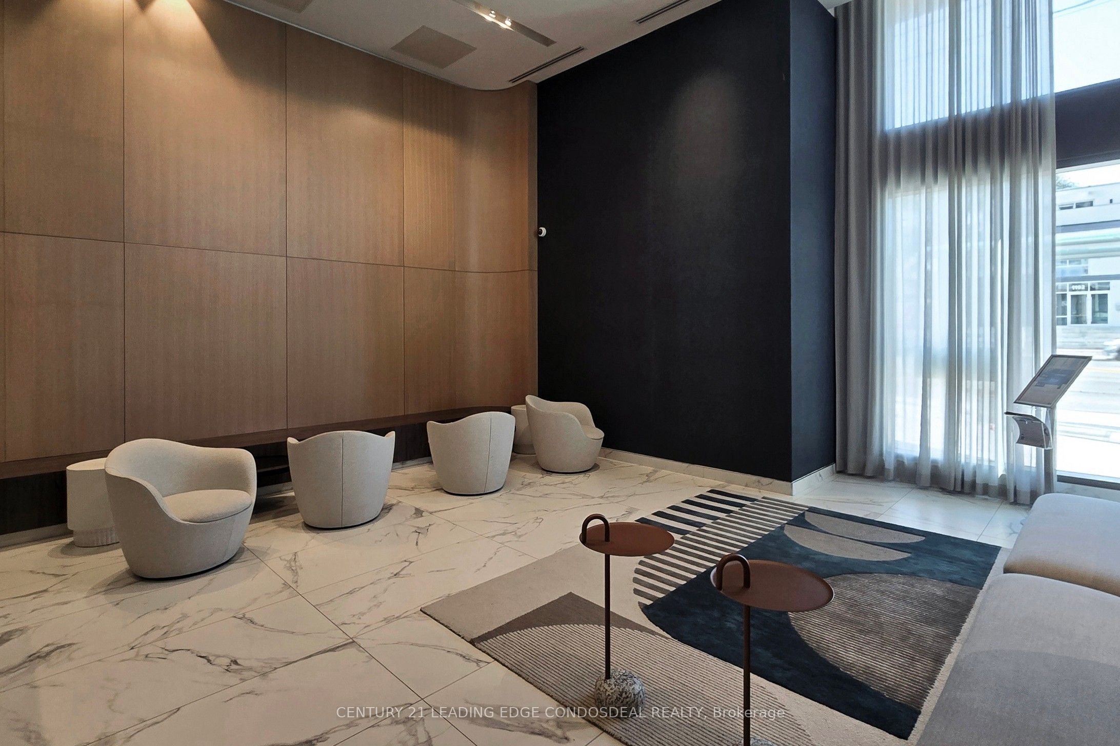 1195 The Queensway N/A 104