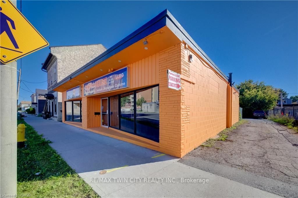 1118 KING Street