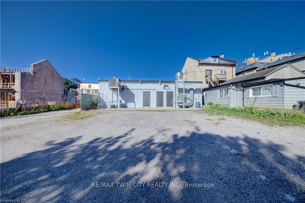 1118 KING Street