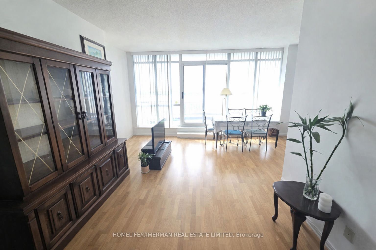 219 Fort York Boulevard 711