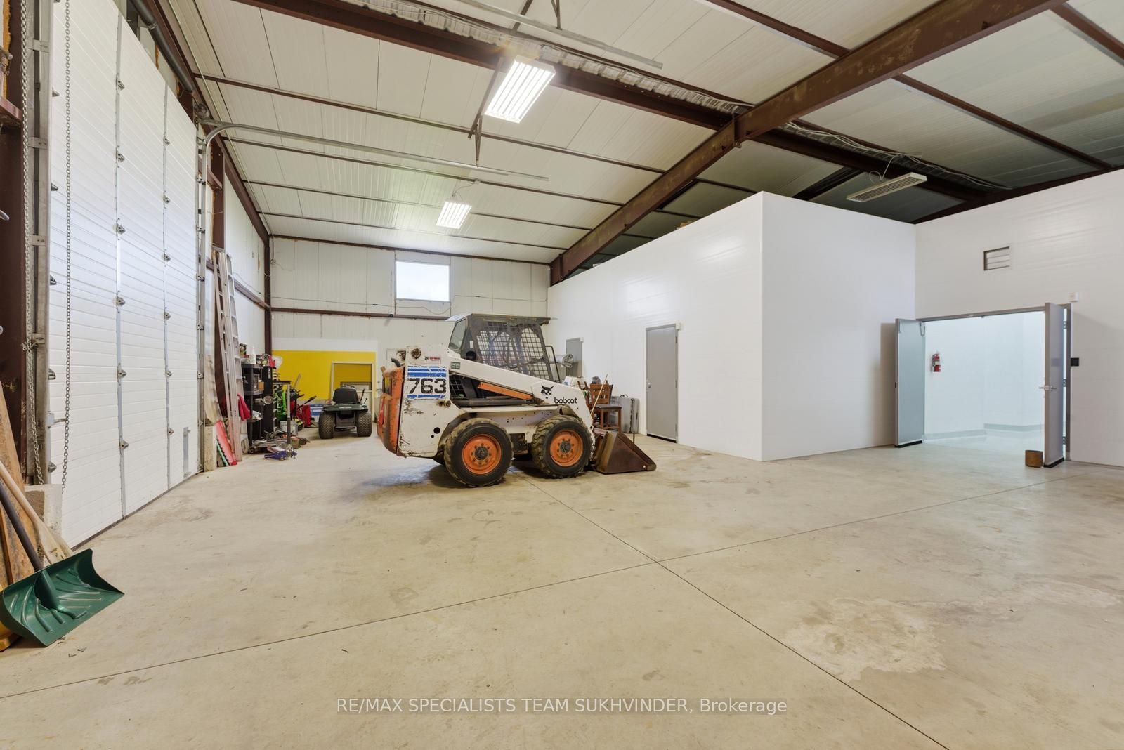 2049 Highpoint Side Road