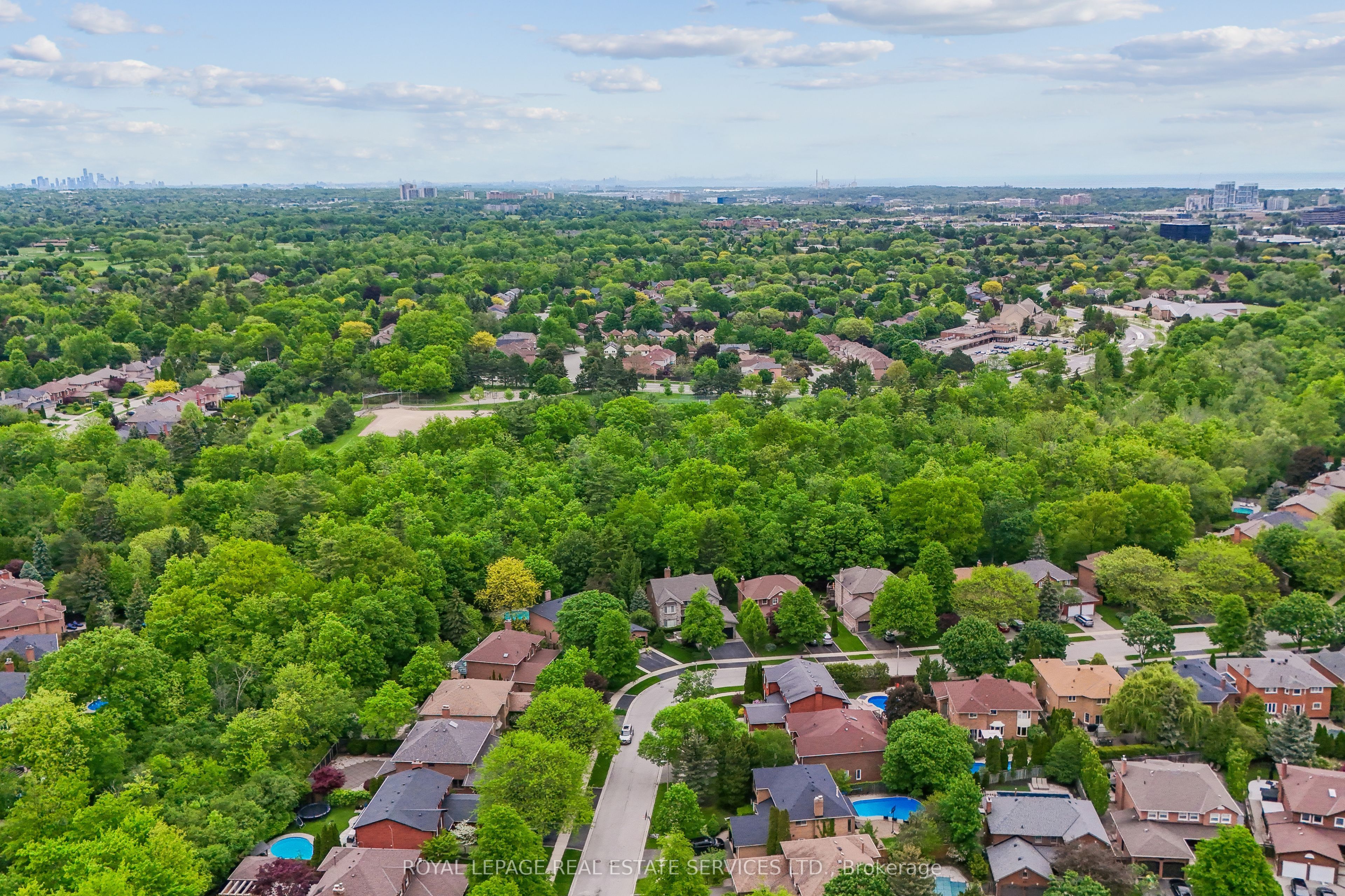 1262 Old Colony Road