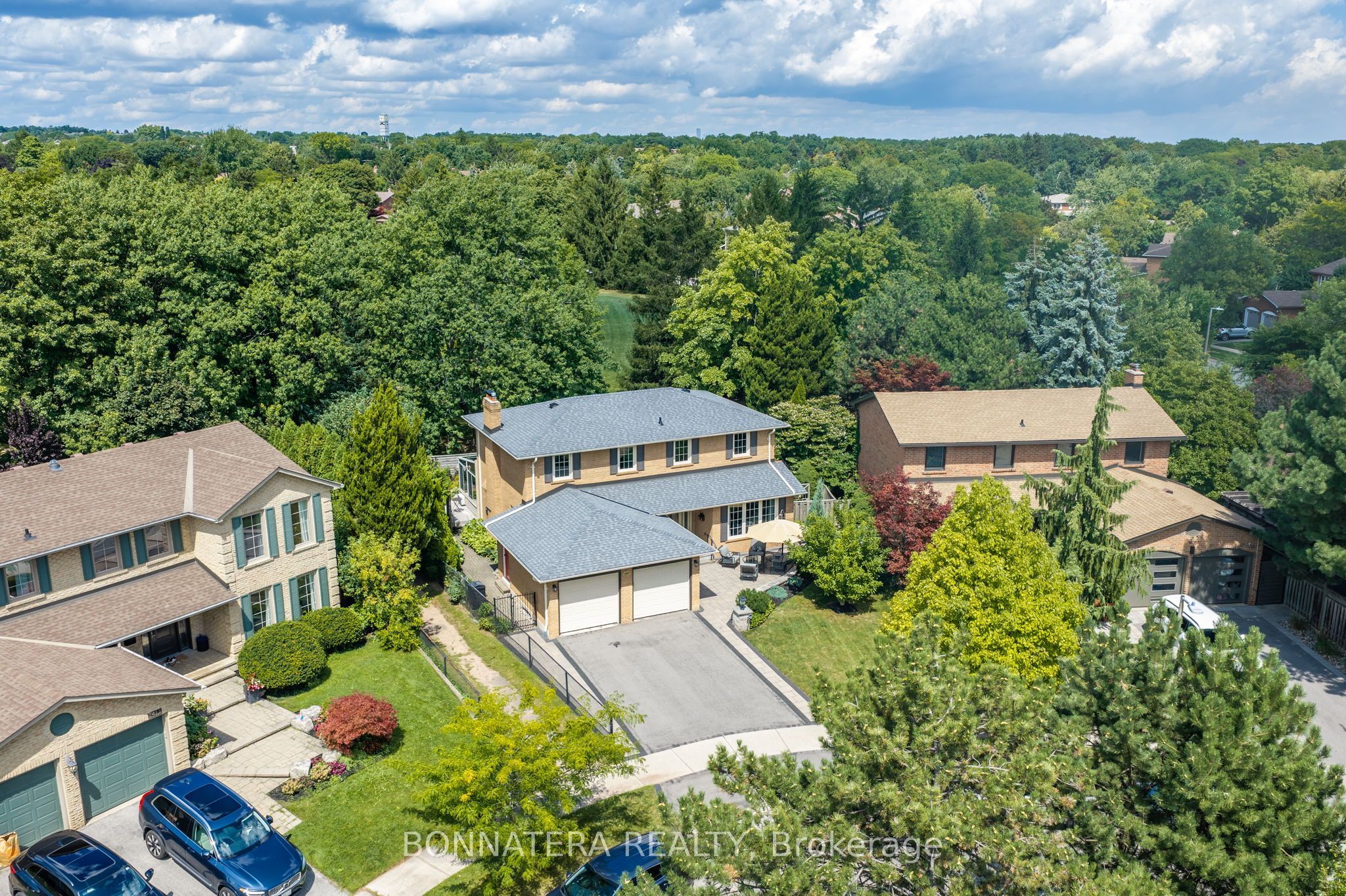 1409 Holly Court