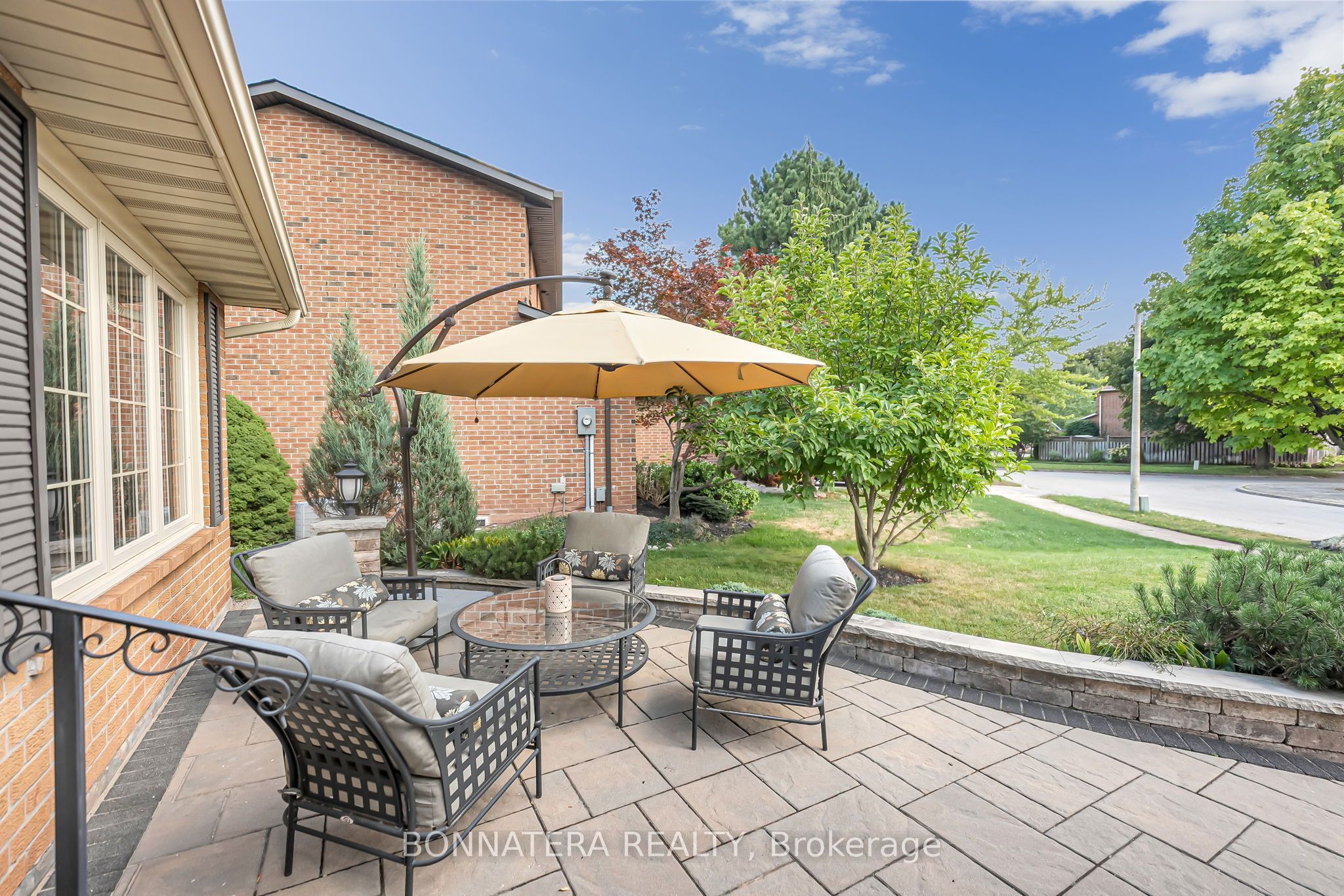 1409 Holly Court