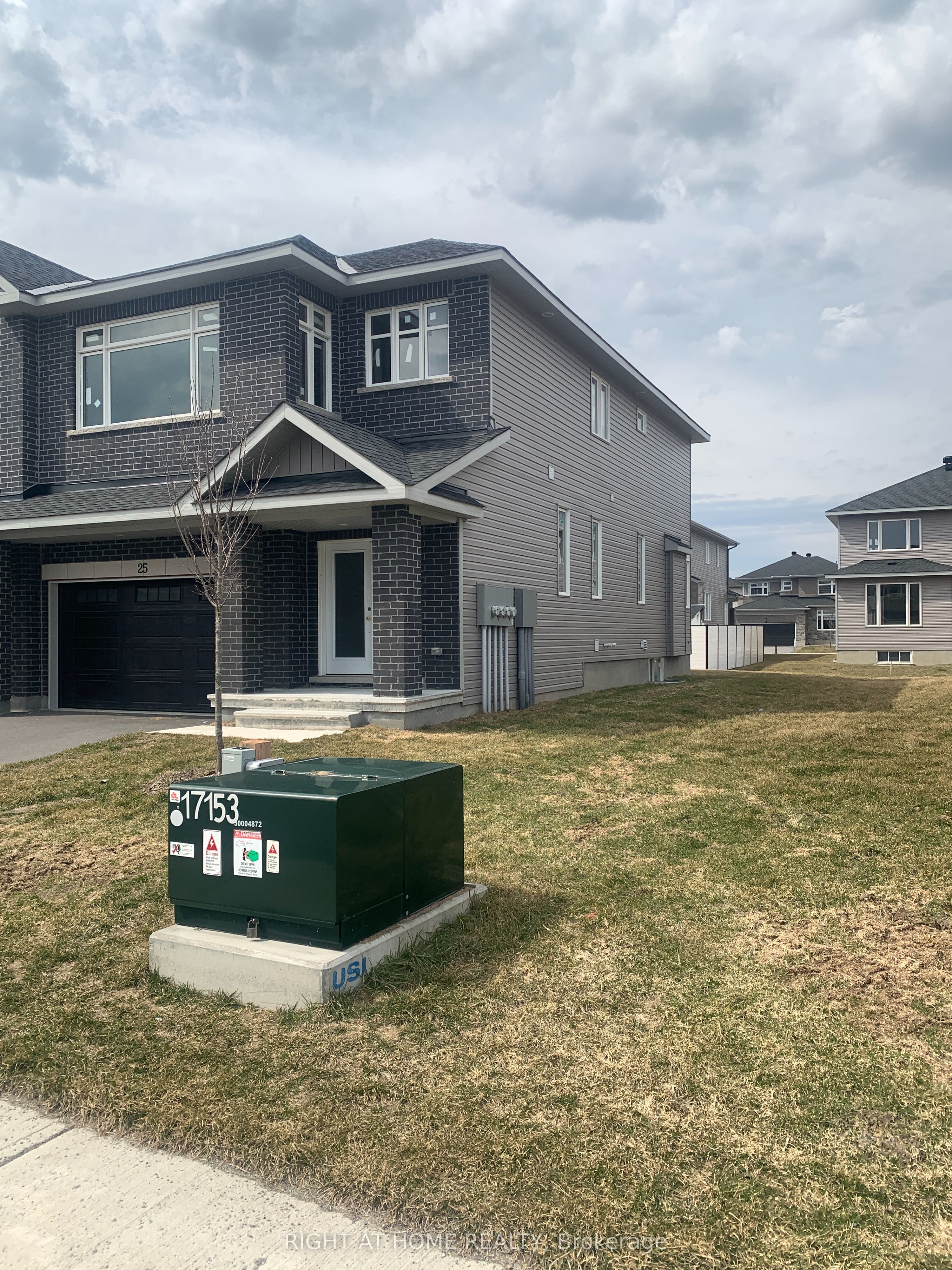 25 Wylie Way