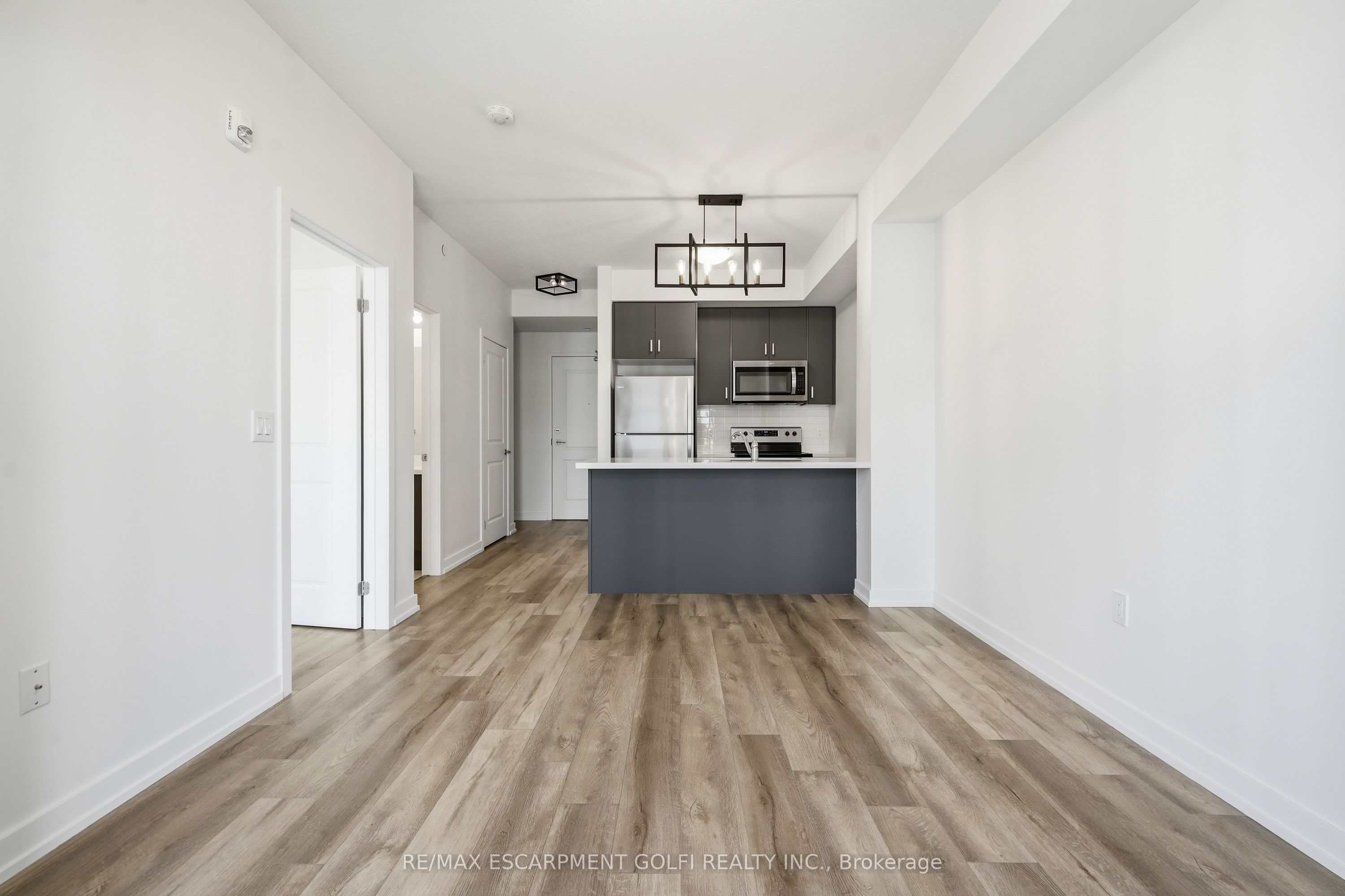 5055 Greenlane Road 425