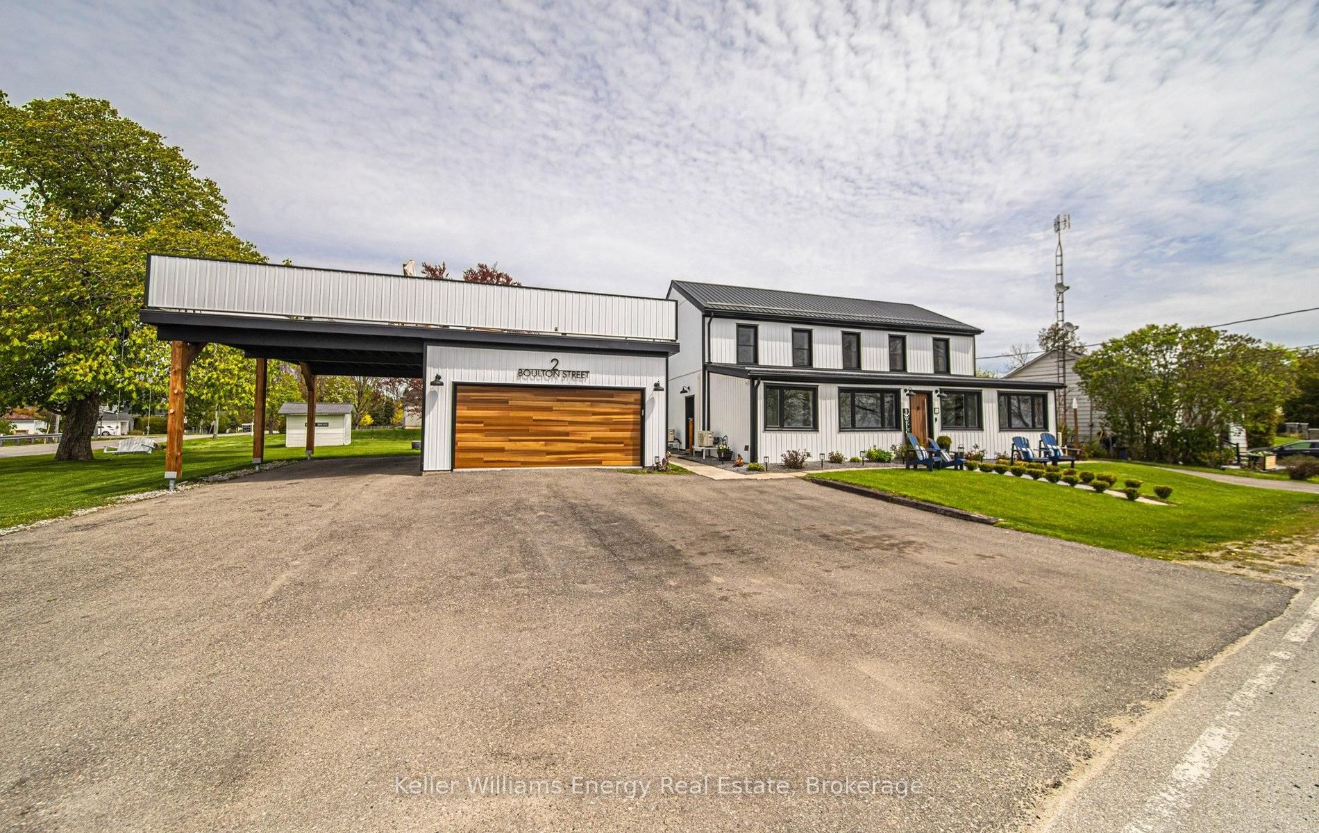 2 Boulton Street