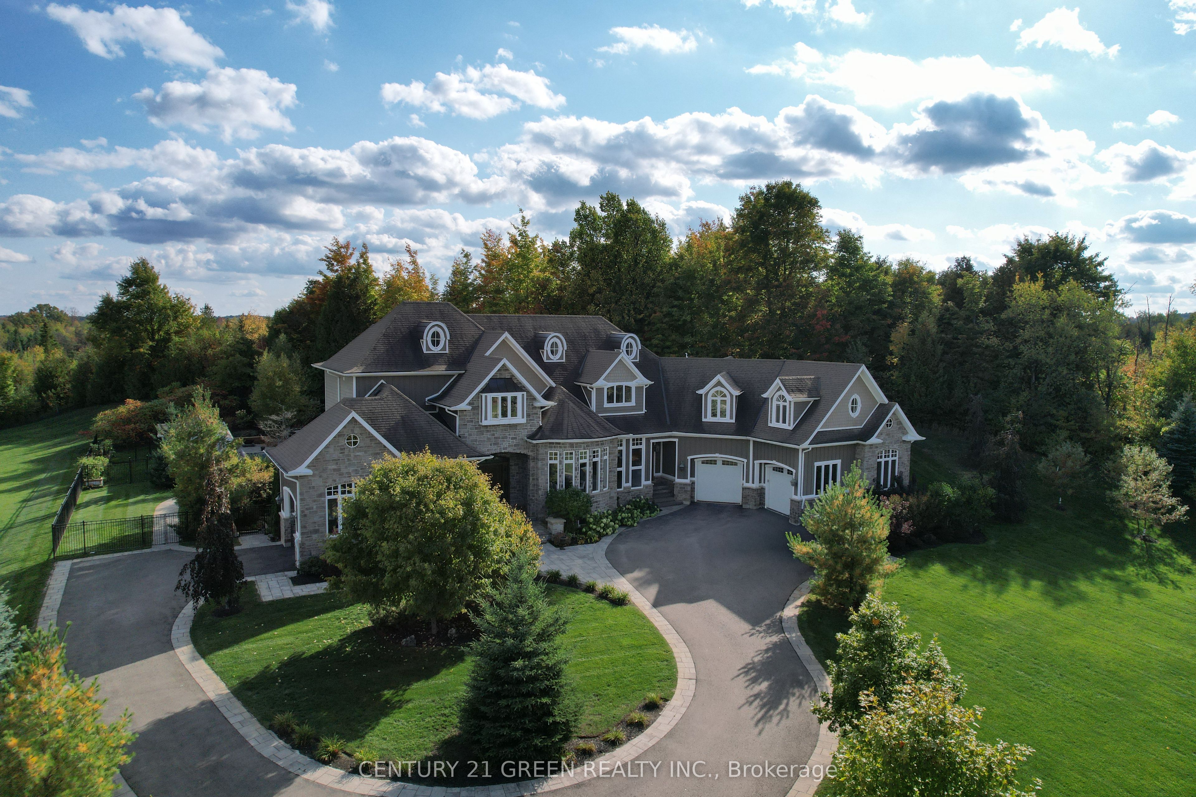 39 Brookhaven Crescent