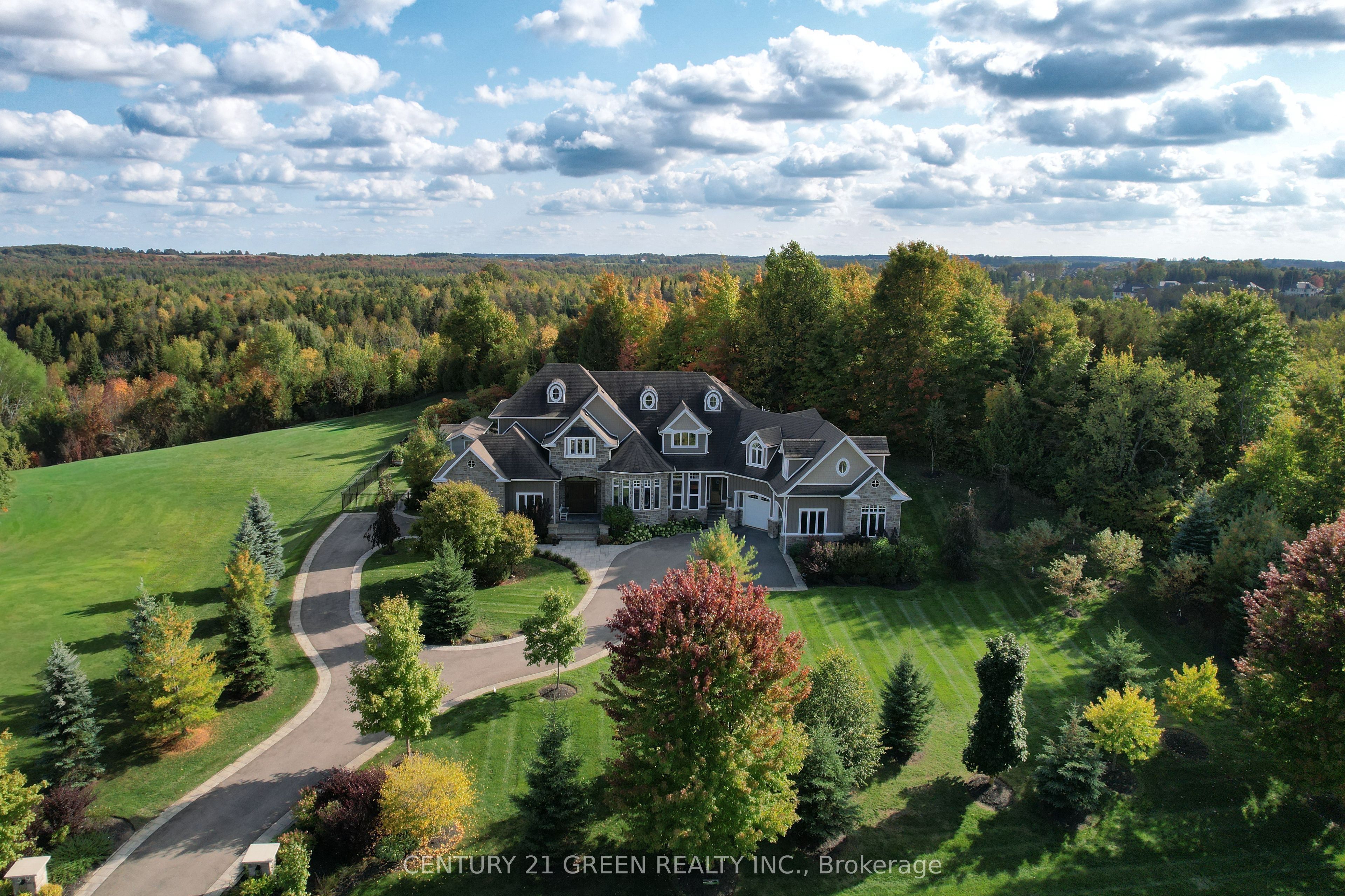39 Brookhaven Crescent