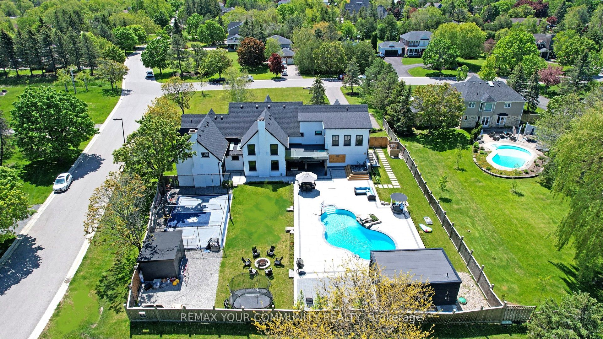 557 Aintree Drive