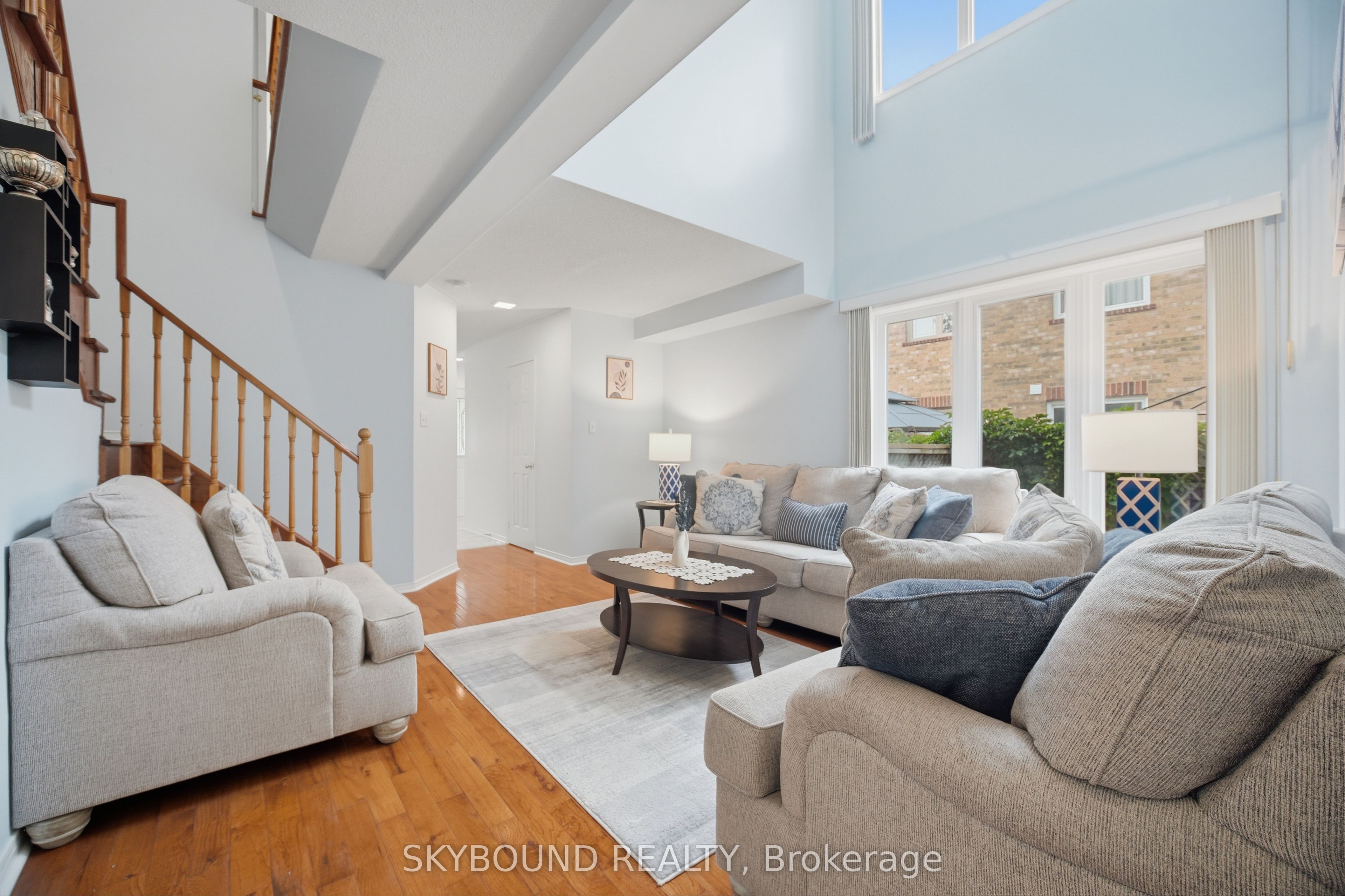 3906 Zenith Court