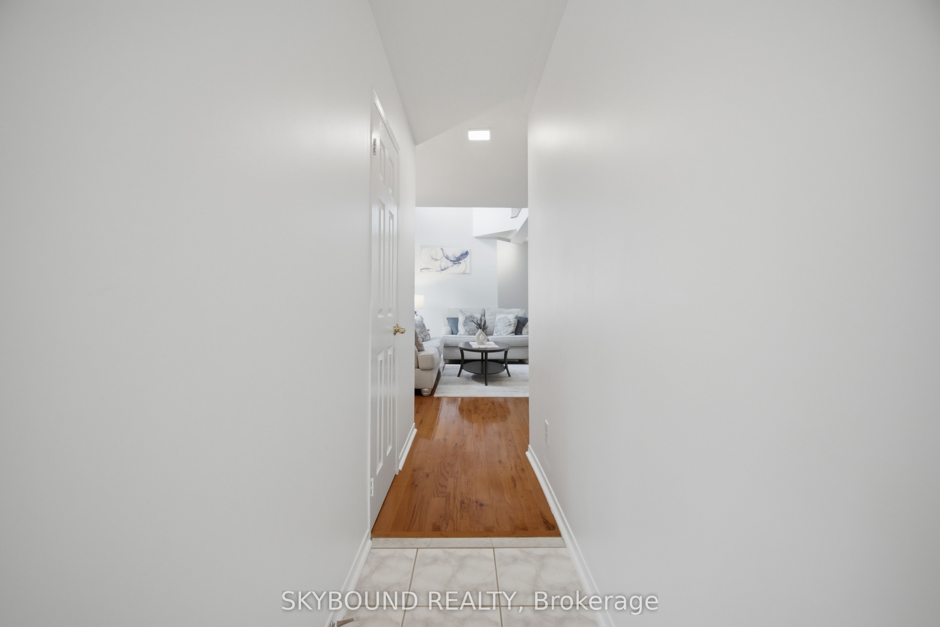 3906 Zenith Court