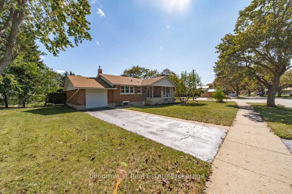 18 Maywood Road