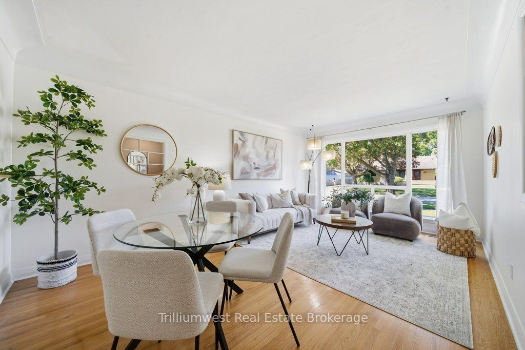 18 Maywood Road